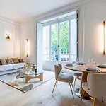 Elegant 2-Room Air-Conditioned Apartment - Paris 17